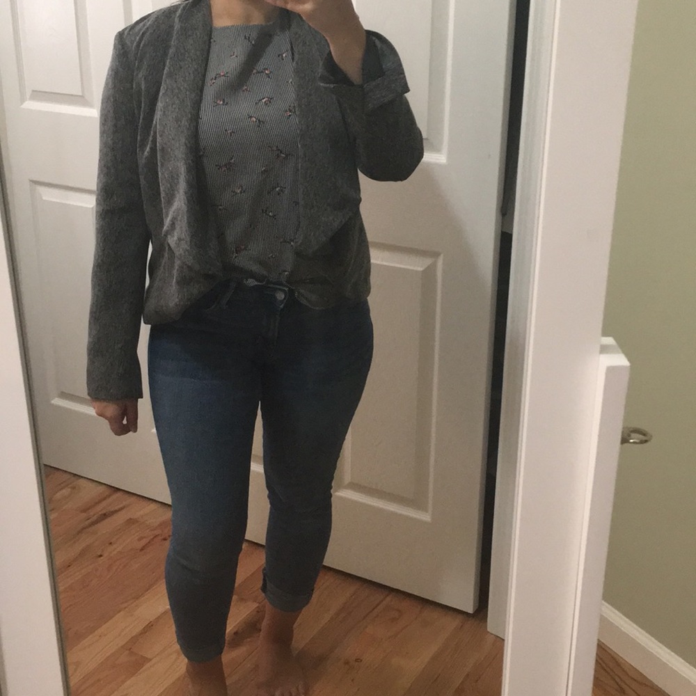 Blazer - Picture 4 of 7